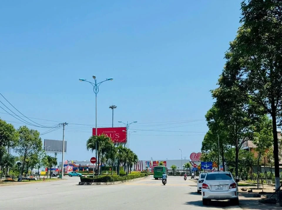 Bán đất mặt tiền Trường Chinh 100m² giá 3 tỷ - Ảnh thu nhỏ 3