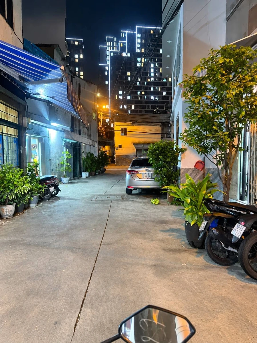 Bán nhà 2 tầng mặt tiền Quận 6, 35m2, 2PN, gần 4 tỷ - Ảnh thu nhỏ 3