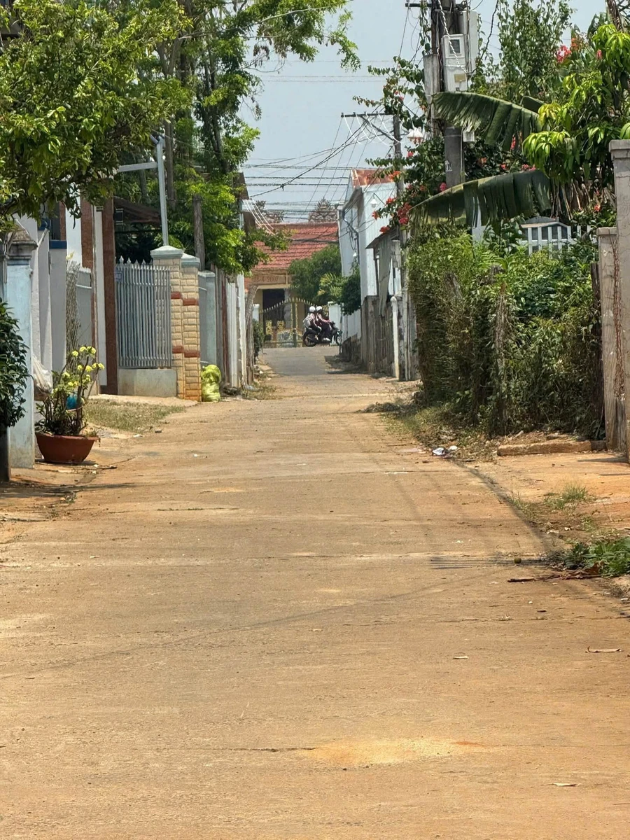 Bán lô đất góc 2 mặt tiền Đạt Lý Buôn Ma Thuột 184m² giá 2,2 tỷ - Ảnh thu nhỏ 3
