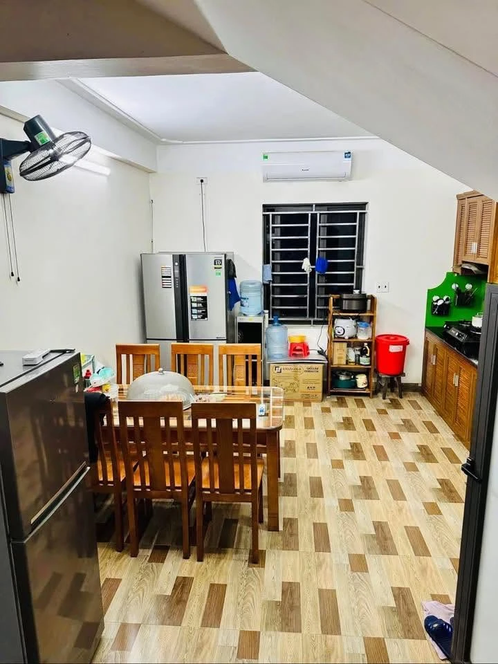 Bán nhà 4 tầng mặt phố 50m² Phường Thành Đông 4.1 tỷ - Ảnh thu nhỏ 2