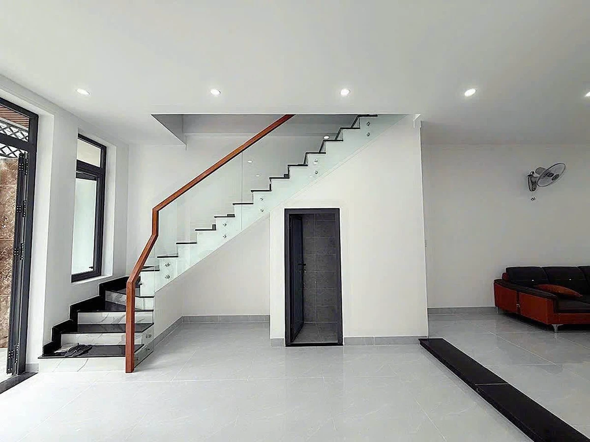 Nhà bán 150m² hẻm Nam Quốc Cang Đắk Lắk 2,749 tỷ - Ảnh thu nhỏ 2