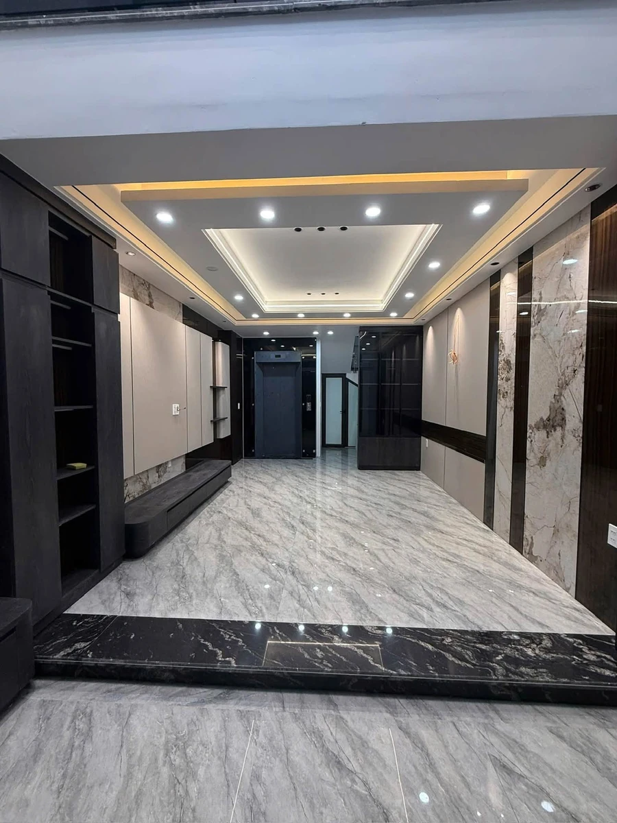 Bán nhà 5 tầng thang máy 40m2 ngõ 168 Hồ Sen, full nội thất, giá 6,5 tỷ - Ảnh thu nhỏ 4
