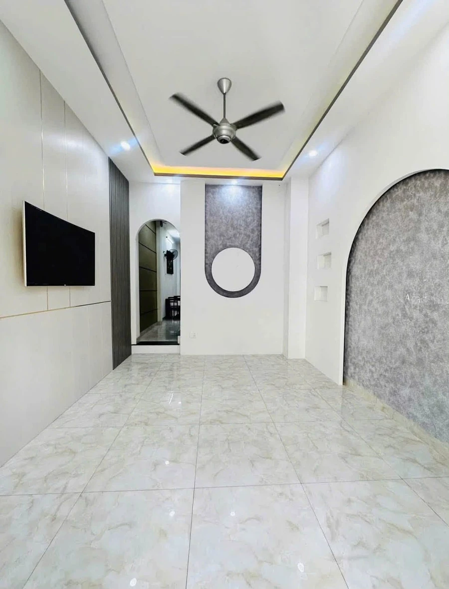 Bán nhà mặt tiền Lam Sơn 56,7m² Nha Trang - Ảnh thu nhỏ 3