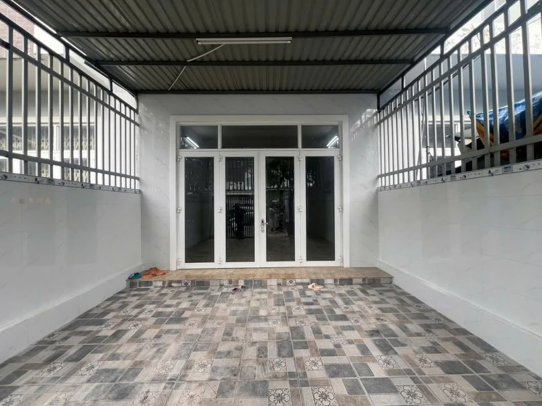 Nhà mặt tiền cho thuê đường 3/2, Rạch Giá, 110m², 10 triệu/tháng - Ảnh 1