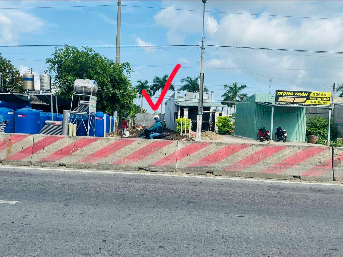 Bán đất mặt tiền Quốc Lộ 1A, 286m², Long An, 4 tỷ - Ảnh thu nhỏ 2