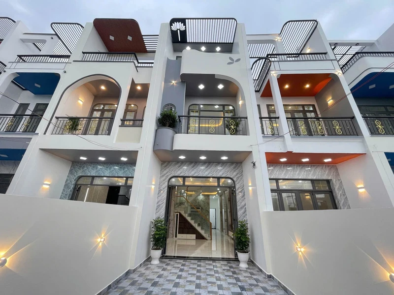 Bán nhà 2 lầu 4 phòng 92m² Phước Lý Tây Ninh 2.62 tỷ