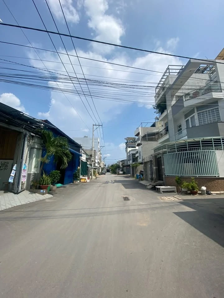 Bán nhà 1 trệt 3 lầu 62.3m² Tam Bình 6 tỷ - Ảnh 1