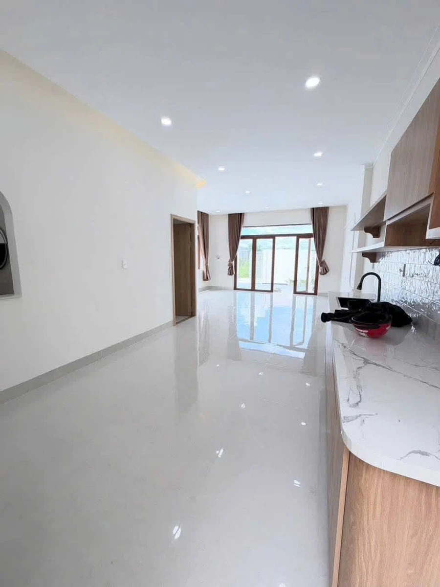 Bán nhà mới xây 150m2 2 PN Bình Thuận - 1 tỷ 550 triệu - Ảnh thu nhỏ 2