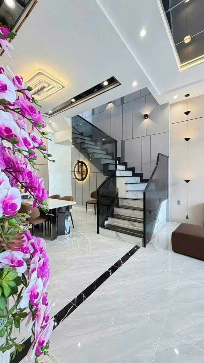 Bán nhà phố 5m×23m, 3PN 4WC, hiện đại, Tây Ninh - Ảnh thu nhỏ 2