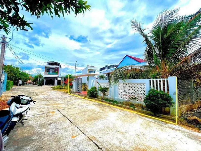 Bán nhà mái Thái 276m2 tại Hoà Thắng Phú Hoà