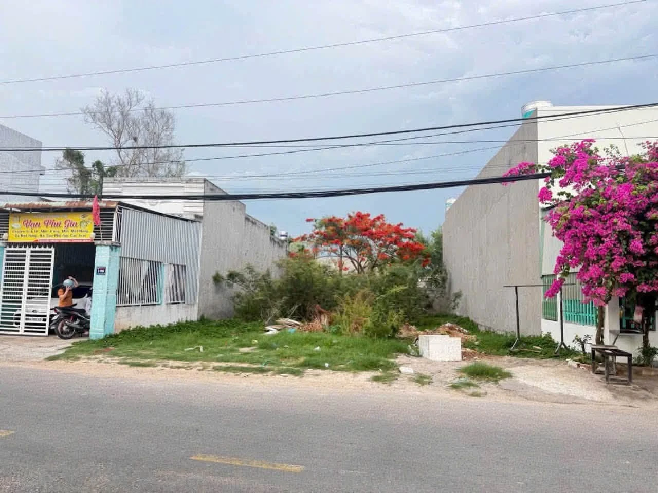 Bán lô thổ cư mặt tiền 132m2 Phạm Thị Ngư Phan Thiết 2,7 tỷ - Ảnh 1