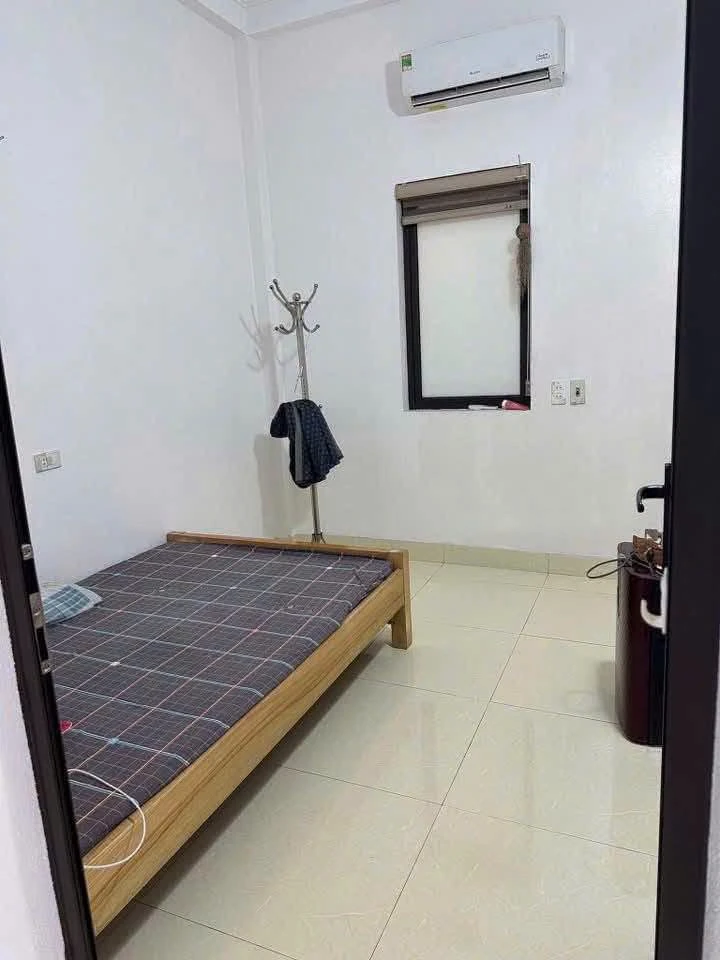 Bán nhà 2 tầng 60.6m² ngõ Cao Xanh, 3 phòng ngủ, sổ đỏ - Ảnh thu nhỏ 5