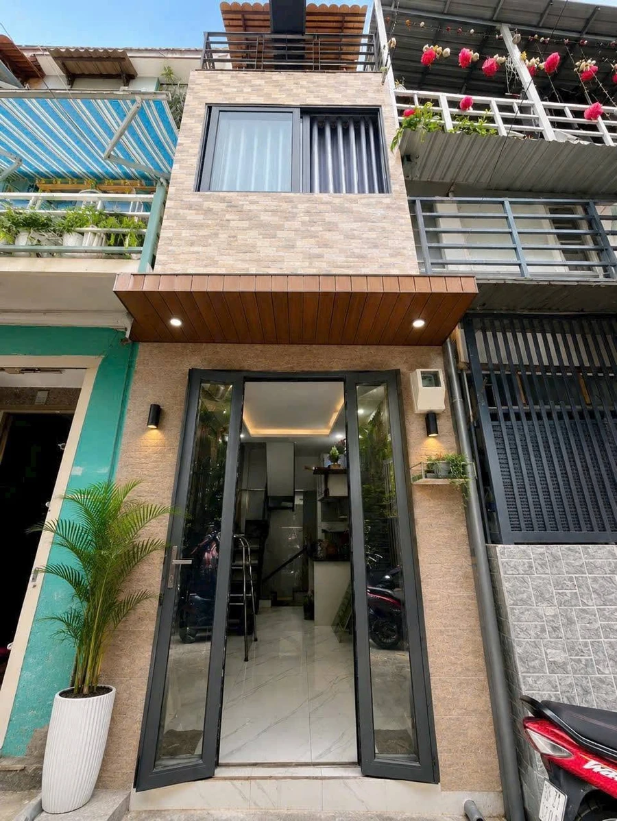Bán nhà 3 tầng 31m² Đoàn Văn Bơ Quận 4 giá 1 tỷ 650 triệu - Ảnh 1