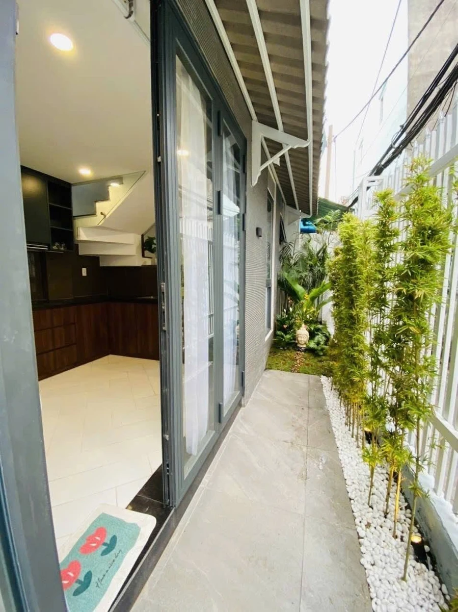 Bán nhà 4 tầng 40m² 2PN 3WC Lê Đại Hành Quận 11 giá 6,2 tỷ - Ảnh thu nhỏ 2