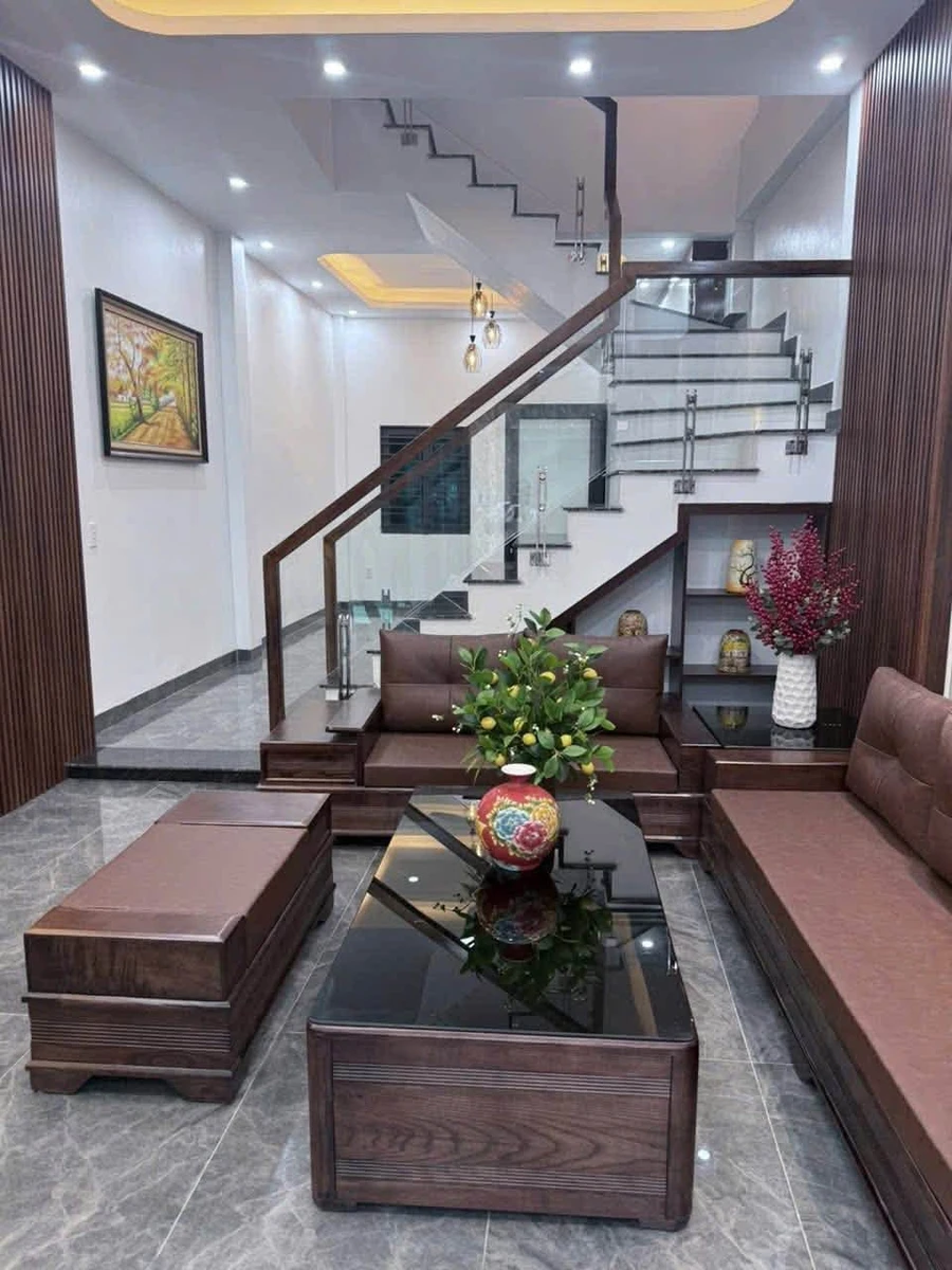 Nhà phố bán 2 tỷ 550 Quang Trung Hải Dương 48m2 - Ảnh thu nhỏ 2