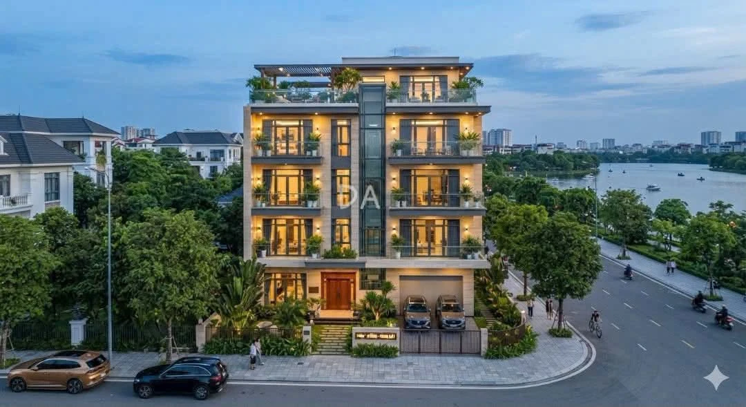 Bán biệt thự mặt Hồ Tây 300m² 200 tỷ - Ảnh 1