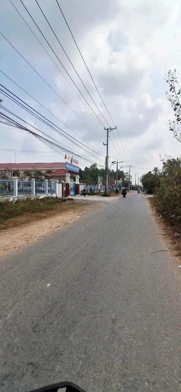 Bán đất sào Hàm Liêm Phan Thiết, 500m² mặt tiền kênh