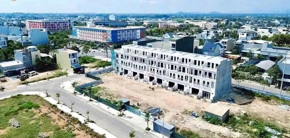 Bán nhà mặt tiền Hoàng Diệu 112.7m² 2.8 tỷ - Ảnh thu nhỏ 2