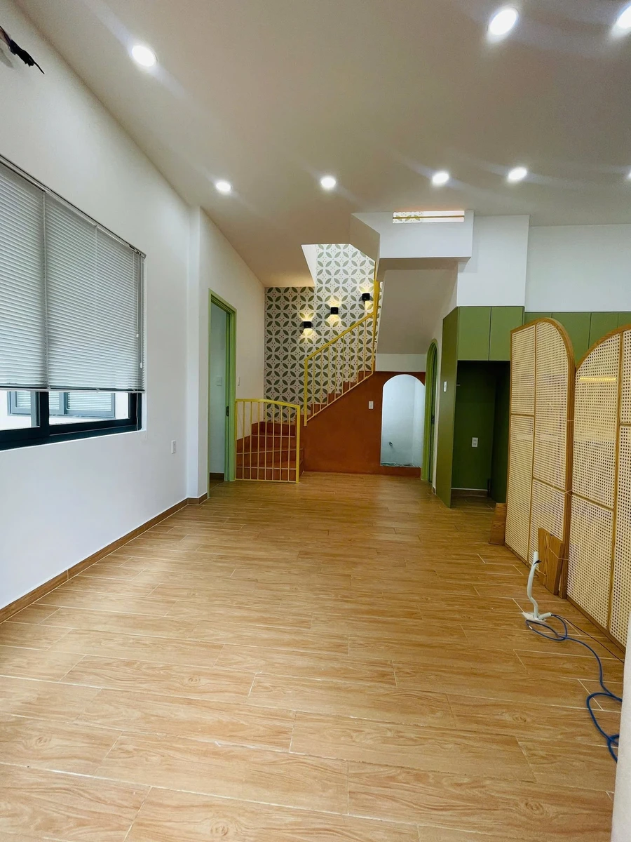 Bán nhà trệt lầu 82m² 4 tỷ 800 triệu Tân Đông Hiệp - Ảnh thu nhỏ 4