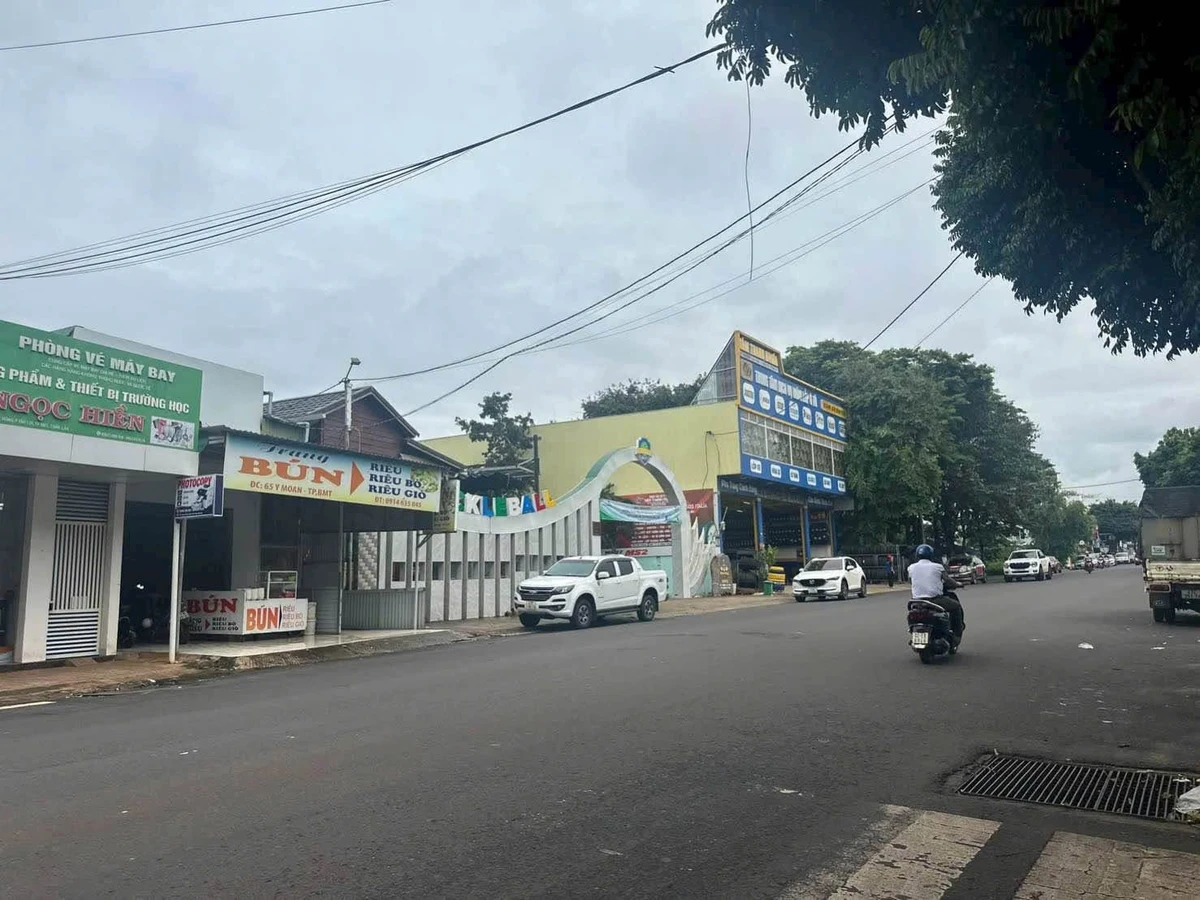 Bán dãy trọ mặt tiền Phan Chu Trinh 229m2, 12 tỷ - Ảnh 1