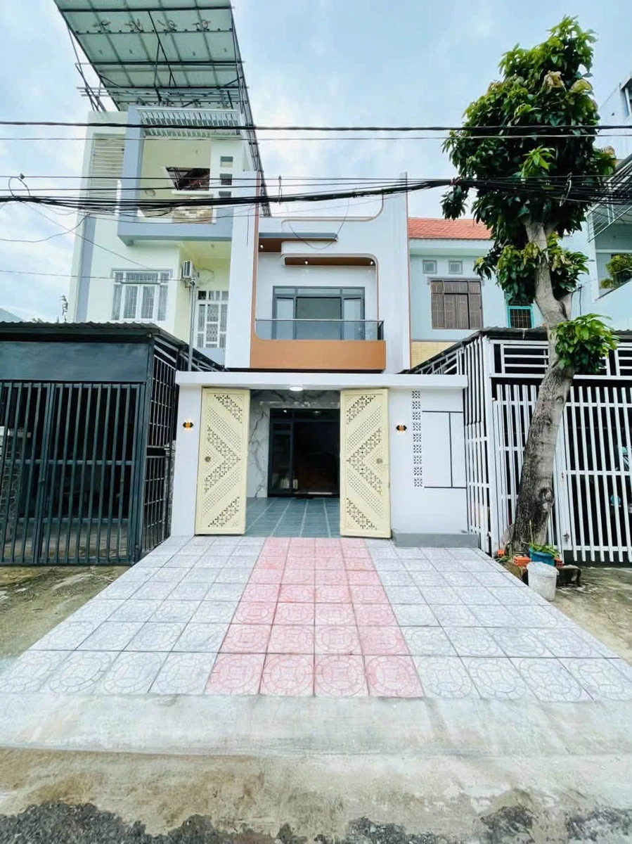 Bán nhà mặt tiền 125m² 4 phòng ngủ Rạch Giá 4,35 tỷ - Ảnh 1