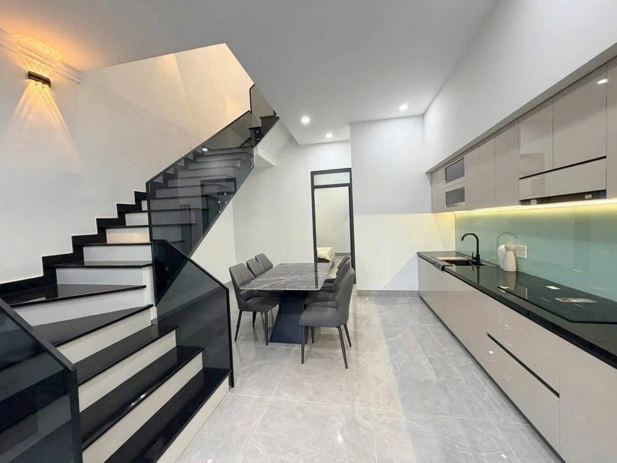 Bán nhà hẻm Mai Thị Lự 100m² 3 phòng 3,85 tỷ - Ảnh thu nhỏ 5