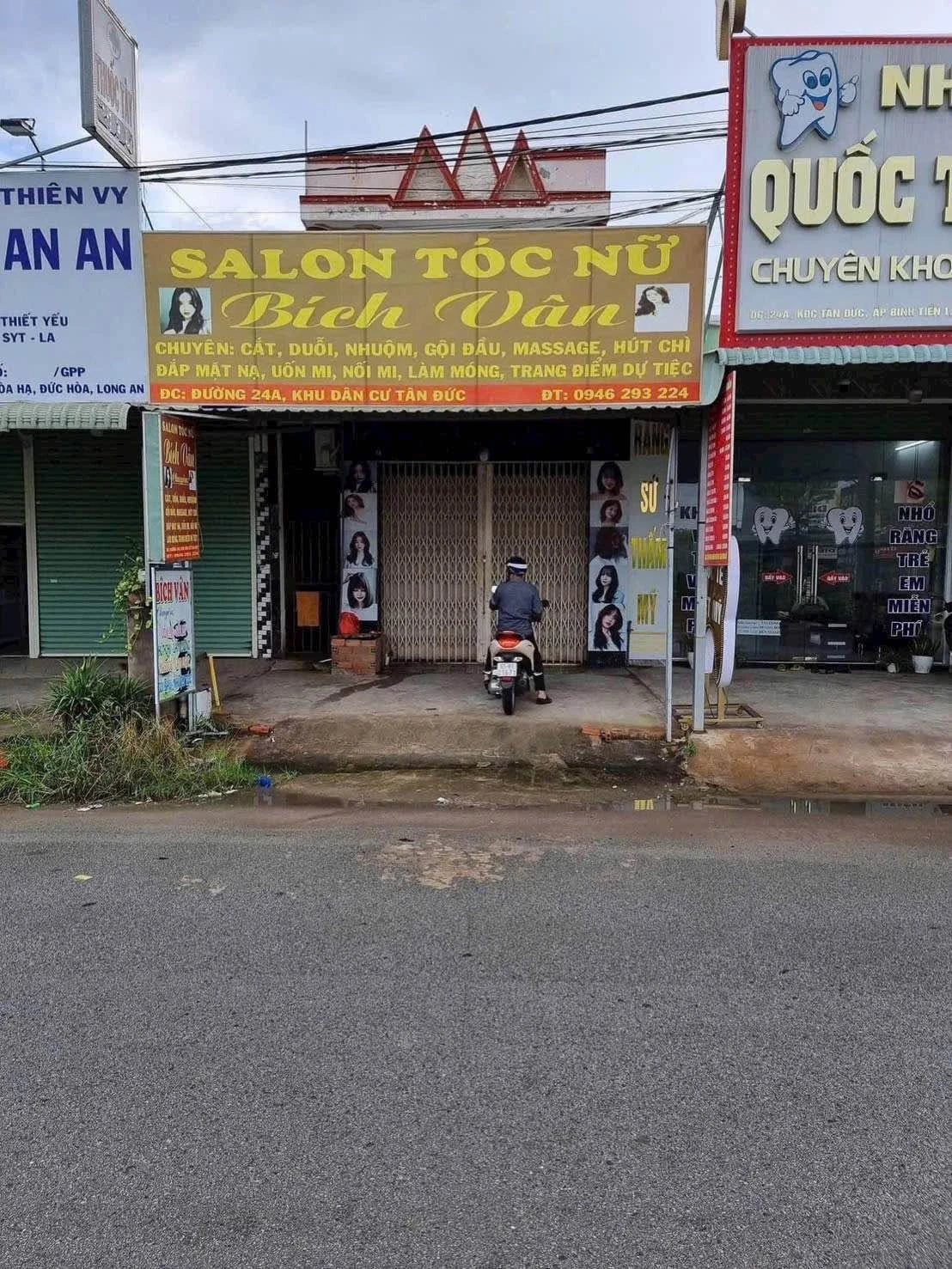 Bán nhà lầu mặt tiền đường 24A KDC Tân Đức 125m2, có 4 phòng trọ thu nhập 10 triệu/tháng - Ảnh 1