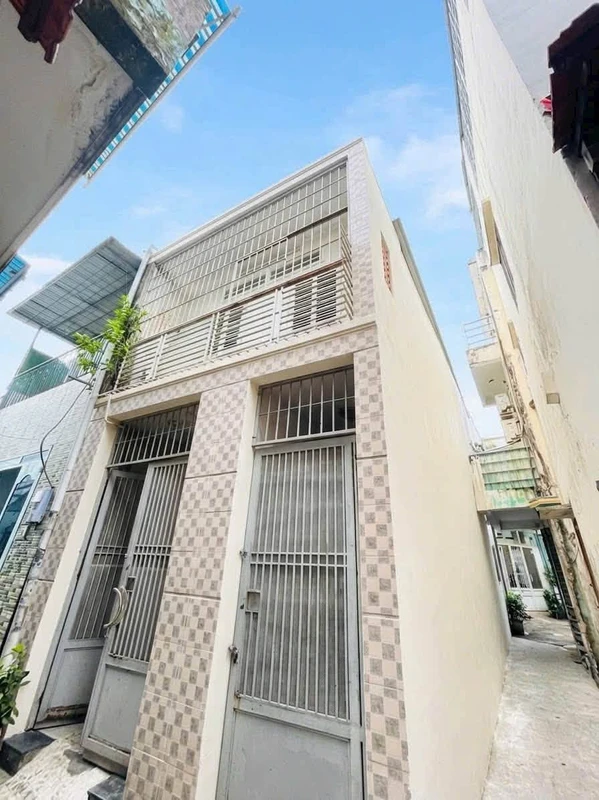 Bán nhà 1 trệt 1 lầu 3PN Biên Hòa, gần đường 30/4, 80m² quynhonvietnam