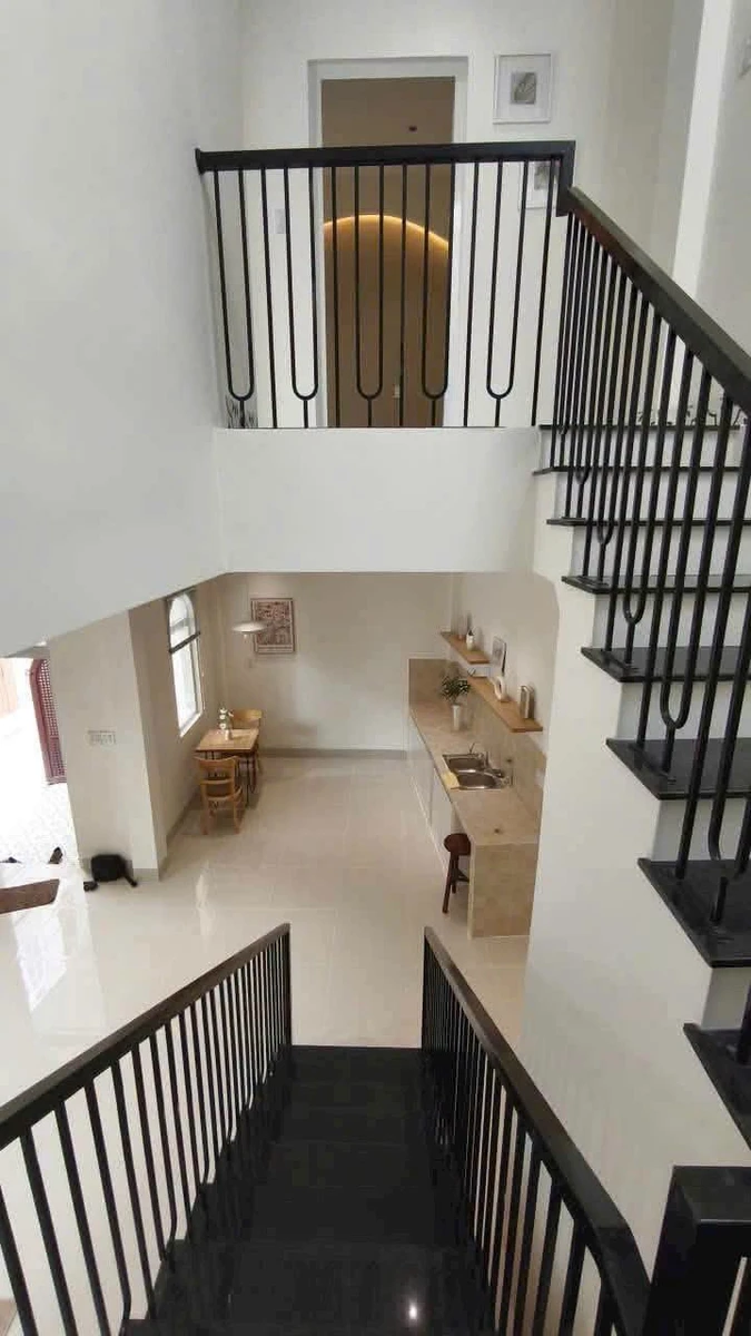 Bán nhà lầu 2PN Phan Thiết 100m2, 2 tỷ 200 triệu - Ảnh thu nhỏ 2