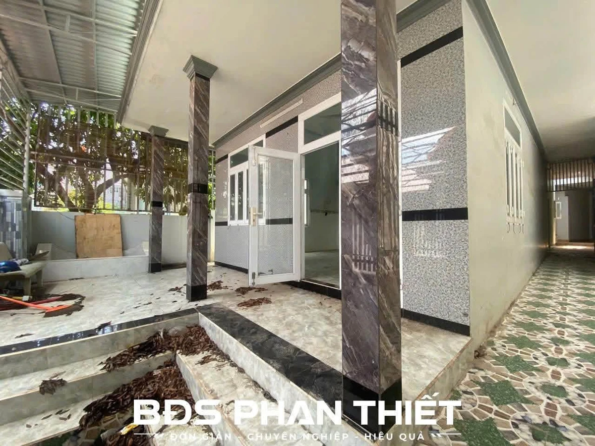 Bán nhà 180m2 góc Tôn Đức Thắng cạnh biển, 2 tỷ 580 triệu Phan Thiết - Ảnh thu nhỏ 5