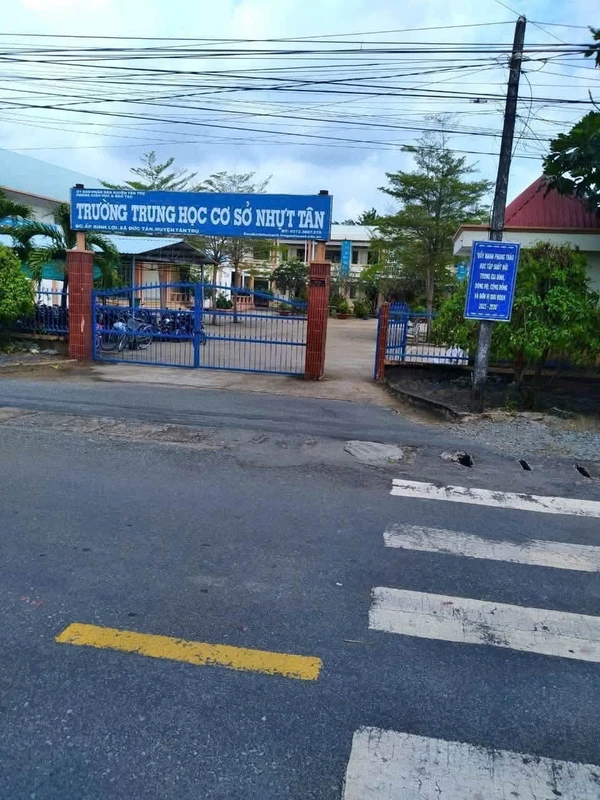 Bán đất thổ cư mặt tiền Tỉnh lộ 833, 185m2, 840 triệu, Đức Tân, Tân Trụ, Long An