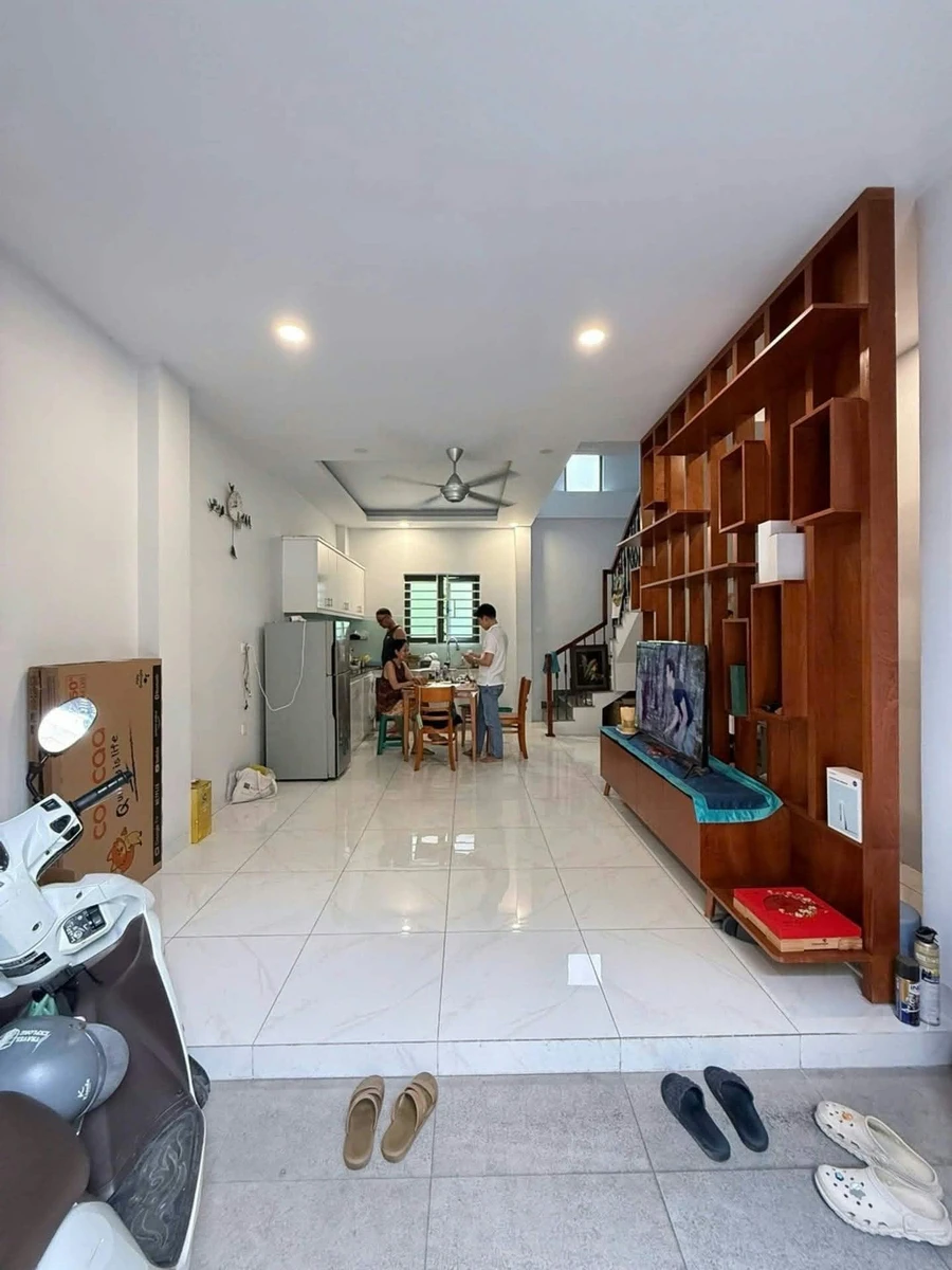 Bán nhà 3 tầng 41m2 hẻm ô tô Lý Thường Kiệt, Tân Bình, giá 7,9 tỷ - Ảnh thu nhỏ 3