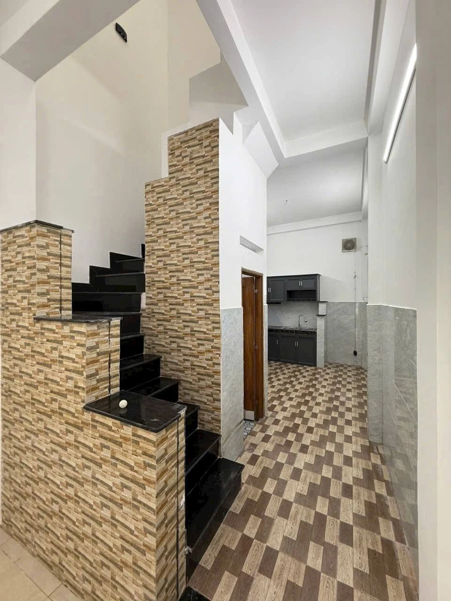Bán nhà hẻm Trần Thủ Độ Tân Phú 67m² 2PN 3 tỷ 950 triệu - Ảnh thu nhỏ 2