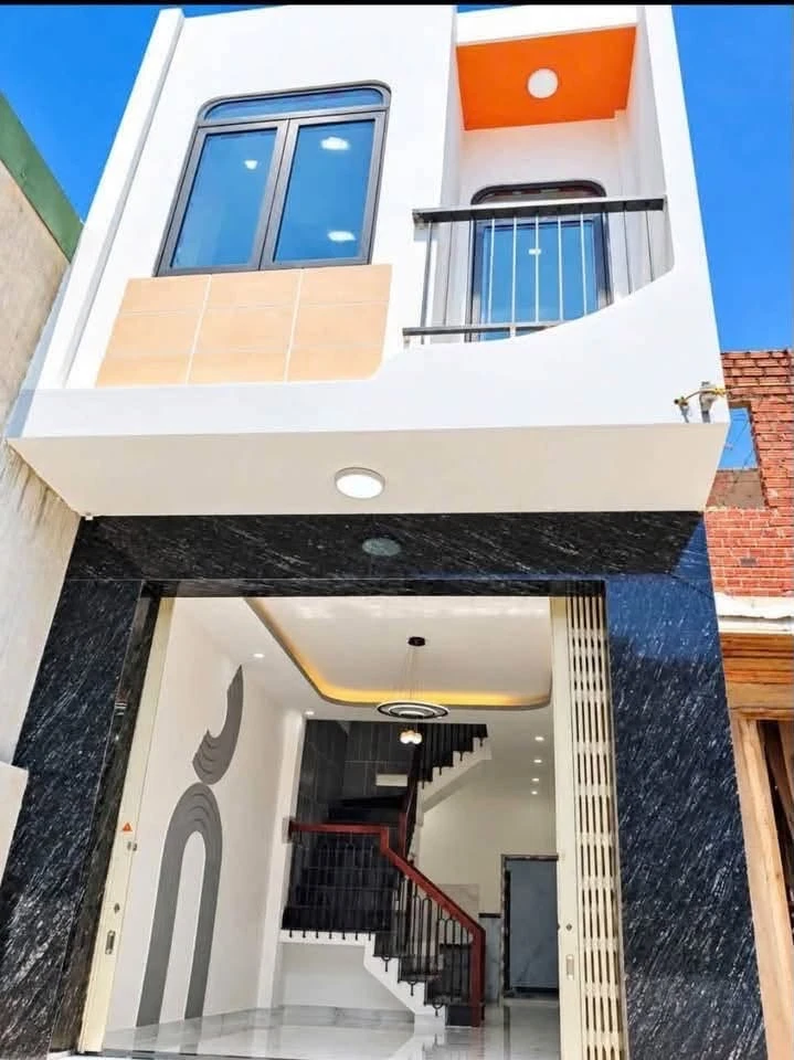 Bán nhà 2 phòng ngủ 83m² gần biển Quy Nhơn - Ảnh 1