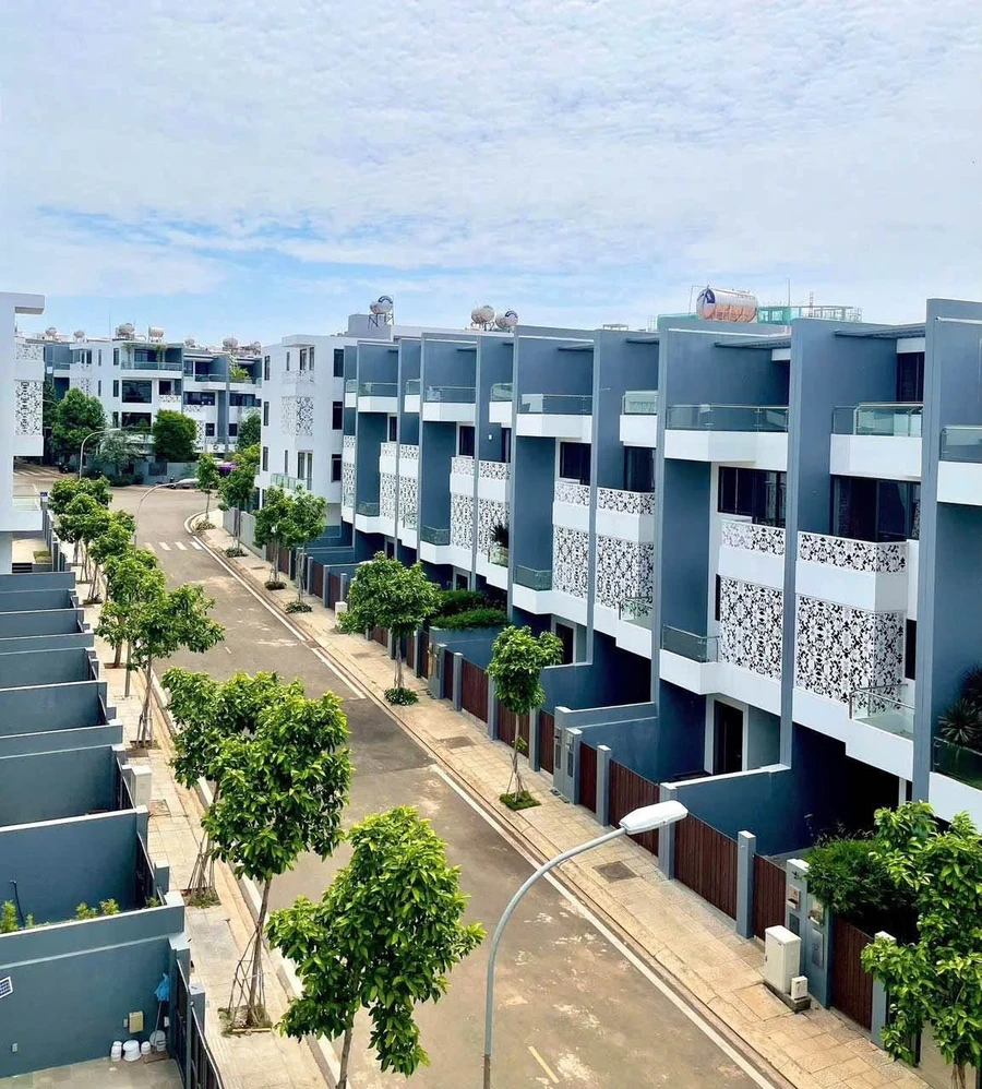 Bán nhà phố 1 trệt 3 lầu 5x25m khu đô thị Trung Nguyên, Tân Lợi, giá 9,65 tỷ - Ảnh thu nhỏ 3