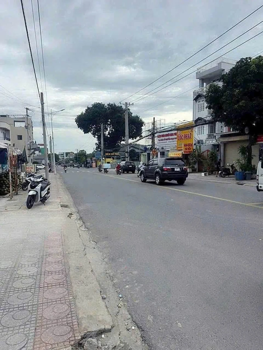 Bán nhà 1 trệt 1 lầu 152m2 mặt tiền Thủ Khoa Huân, An Thạnh, Thuận An, Bình Dương - Ảnh thu nhỏ 2