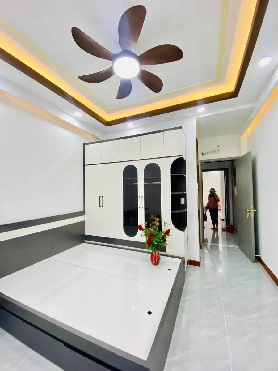 Bán nhà phố Q10 41m² 5 phòng ngủ 9,5 tỷ gần CMT8 - Ảnh thu nhỏ 2