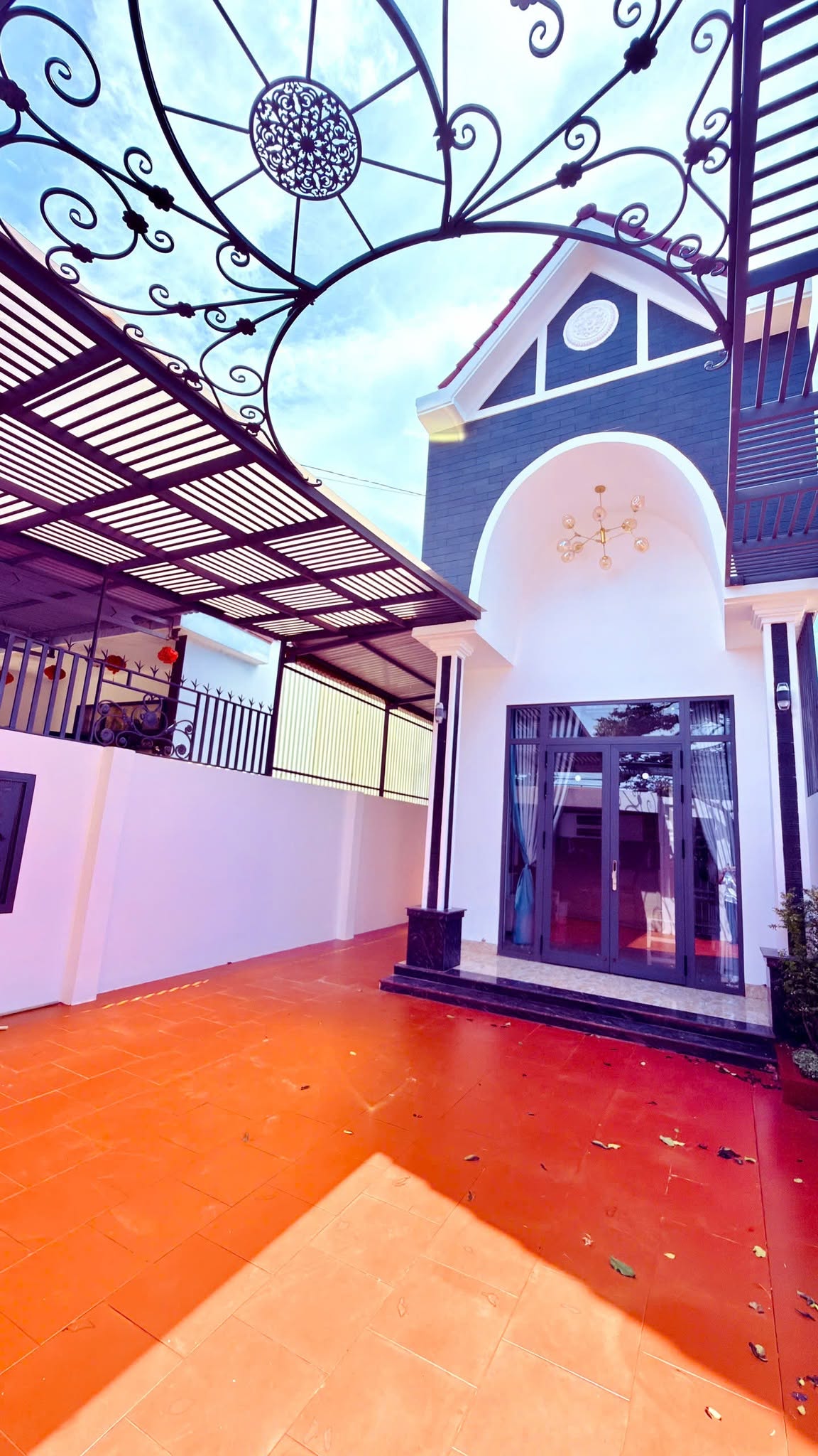 Bán nhà 1 mê 6x25m (150m²) 3 phòng ngủ tại Buôn Ma Thuột 3,1 tỷ