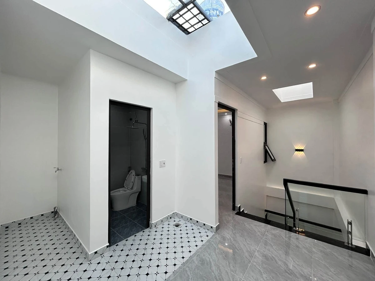Bán nhà 3 tầng 72m² 3PN sân rộng khu Phủ Thượng Đoạn - Ảnh thu nhỏ 4