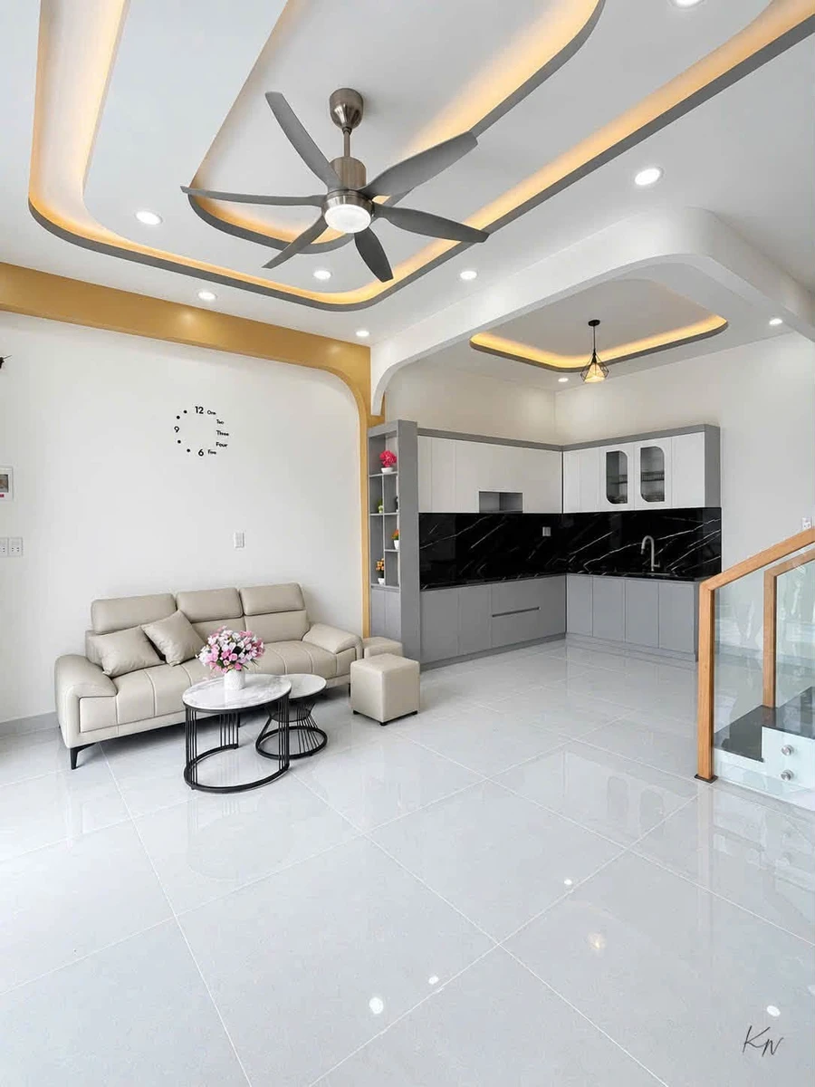 Bán nhà 120m² 3 phòng ngủ sân ô tô Diên Phú, Khánh Hòa, giá 1 tỷ 790 triệu - Ảnh thu nhỏ 2