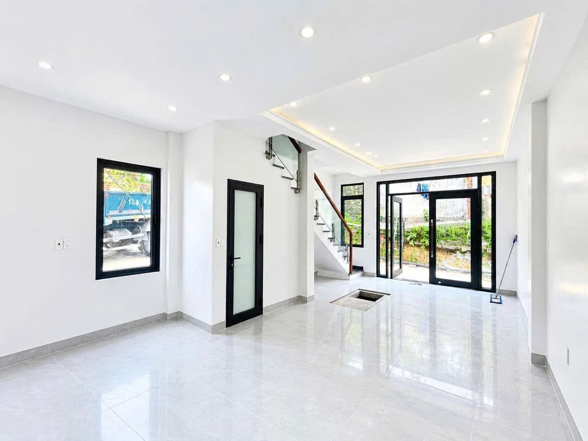 Bán nhà 3 tầng 51-66m2, 3PN, Cao Xanh, Hạ Long - Ảnh thu nhỏ 3