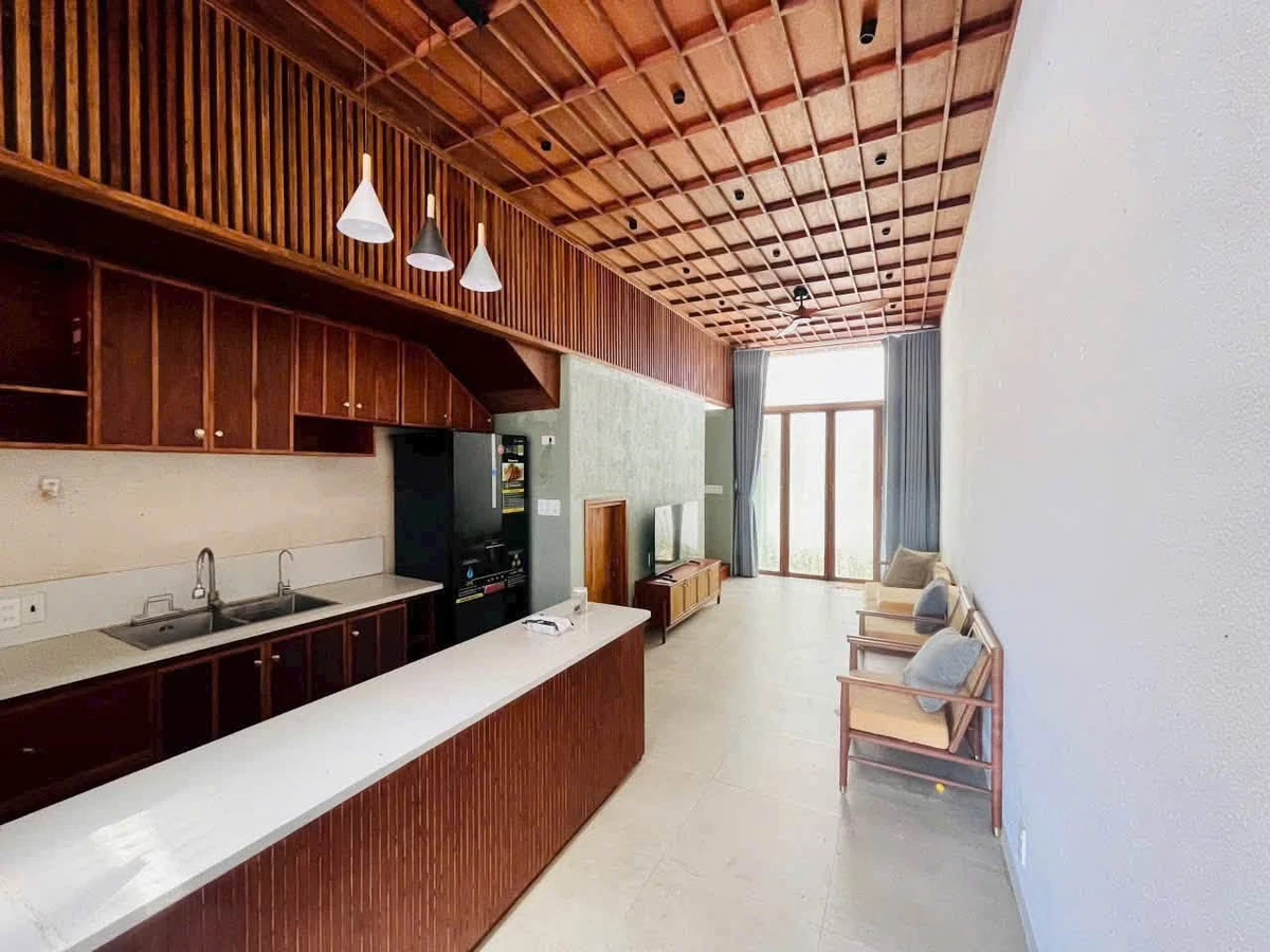 Bán nhà 4 tầng mặt tiền 60.8m² Quận 7, 8.9 tỷ - Ảnh thu nhỏ 3