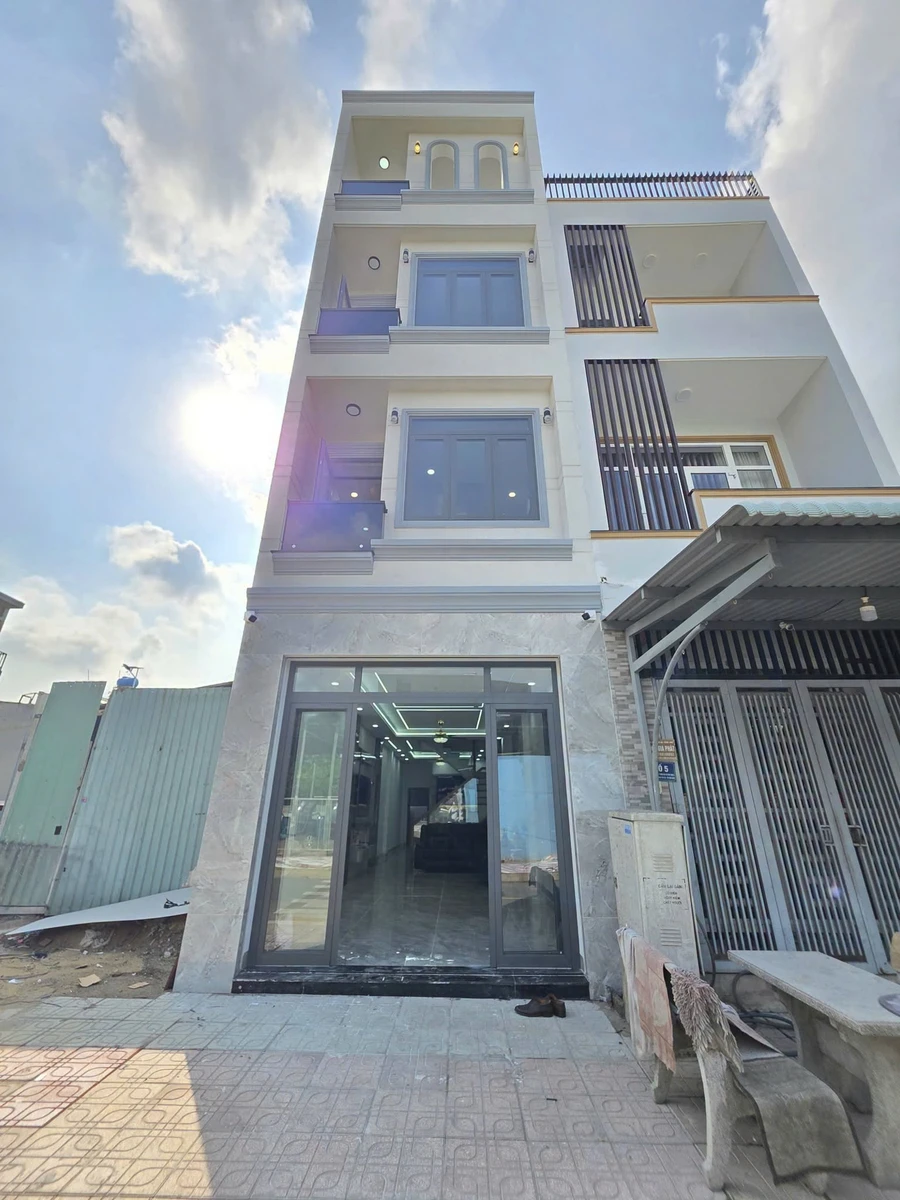 Bán nhà hoàn công 71m2 4 tầng, 4PN, 5WC, gần Làng Đại học - 7,8 tỷ - Ảnh thu nhỏ 2