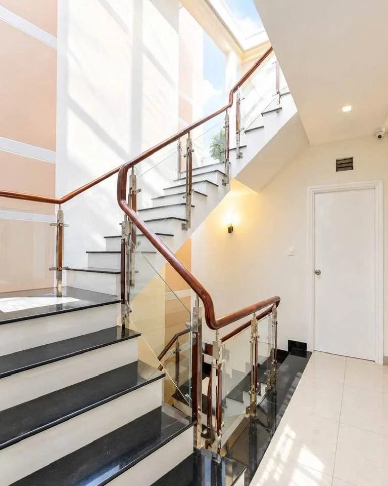 Bán nhà Phường 10 Tân Bình 80m² 9,7 tỷ - Ảnh thu nhỏ 2