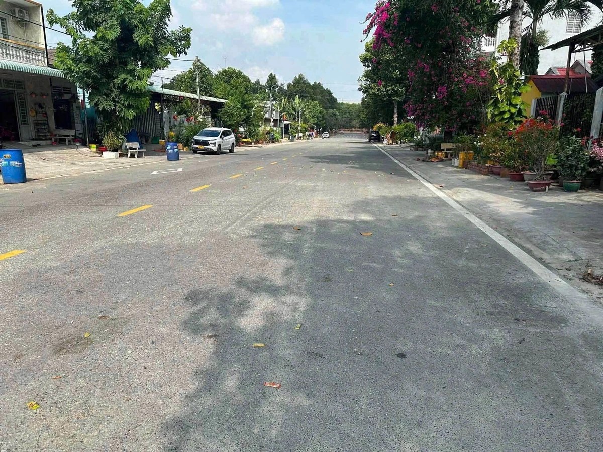 Bán nhà Bình Chánh 120m² 2,7 tỷ - Ảnh thu nhỏ 2