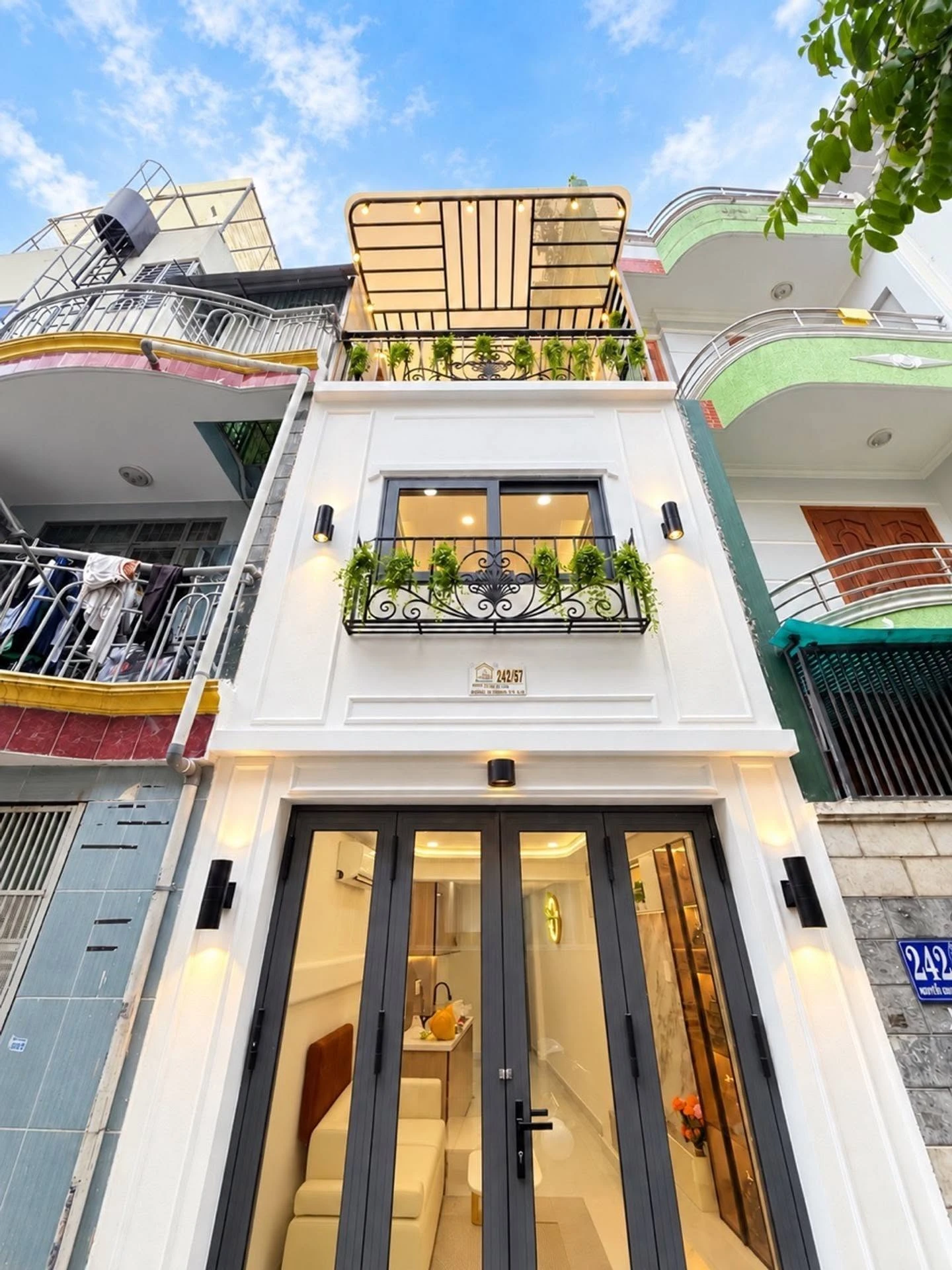 Bán nhà hẻm xe hơi 30m2 3 tầng đường Nguyễn Xí, Bình Thạnh, hơn 3 tỷ - Ảnh 1
