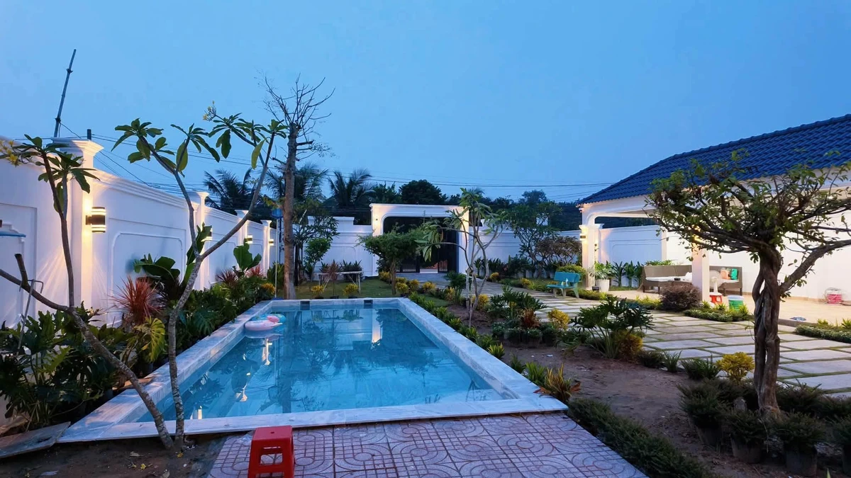 Biệt thự sân vườn 1.100m² mặt tiền view hồ Đức Hòa - Ảnh thu nhỏ 5