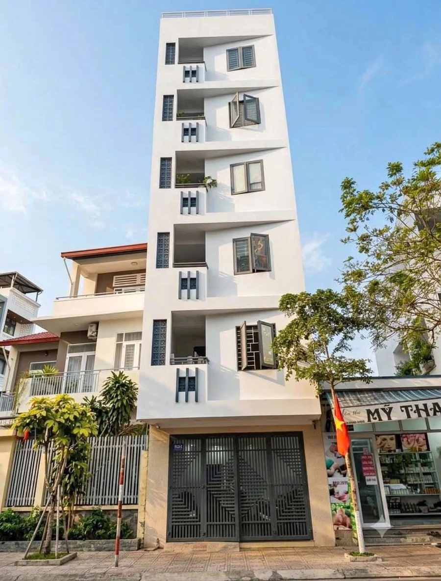 Bán căn hộ mặt tiền Phùng Hưng Nha Trang 71.6m2 12.5 tỷ - Ảnh 1