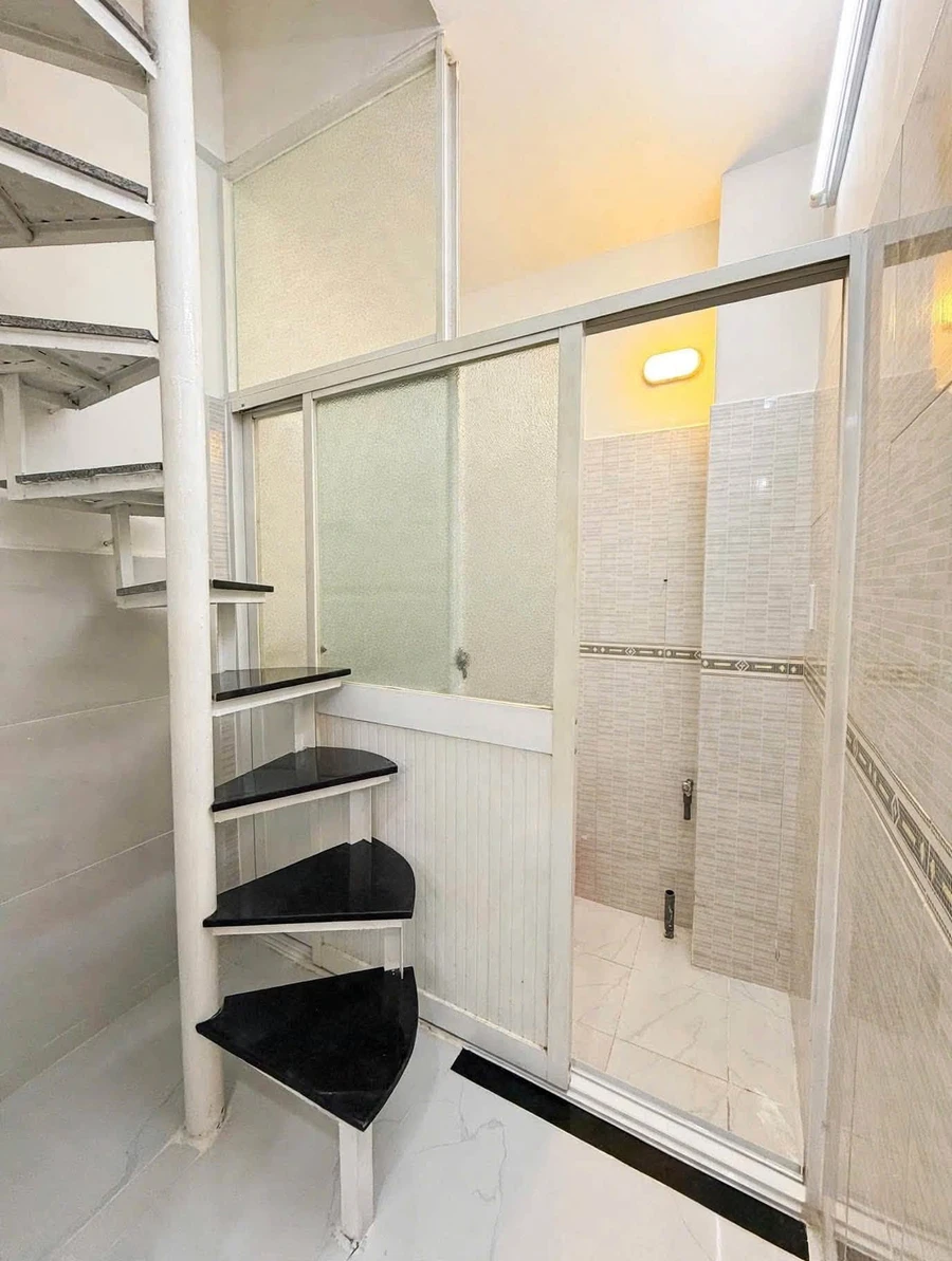 Bán nhà 2 tầng 2PN 49m² Bạch Đằng, Gia Định, Q.1 - Ảnh thu nhỏ 4