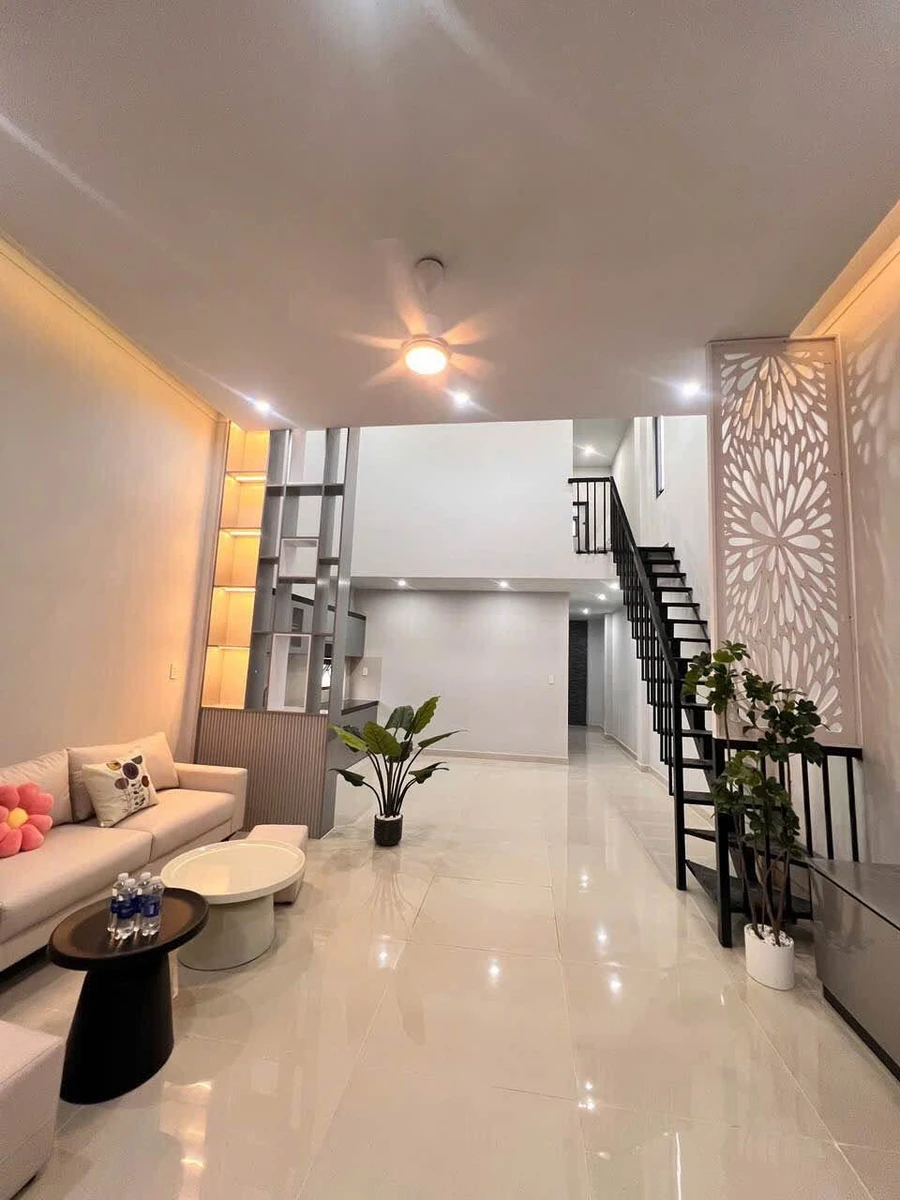 Bán nhà cũ sửa lại 5x18, 3PN gần chợ Thanh Hoá 1,45 tỷ - Ảnh thu nhỏ 2